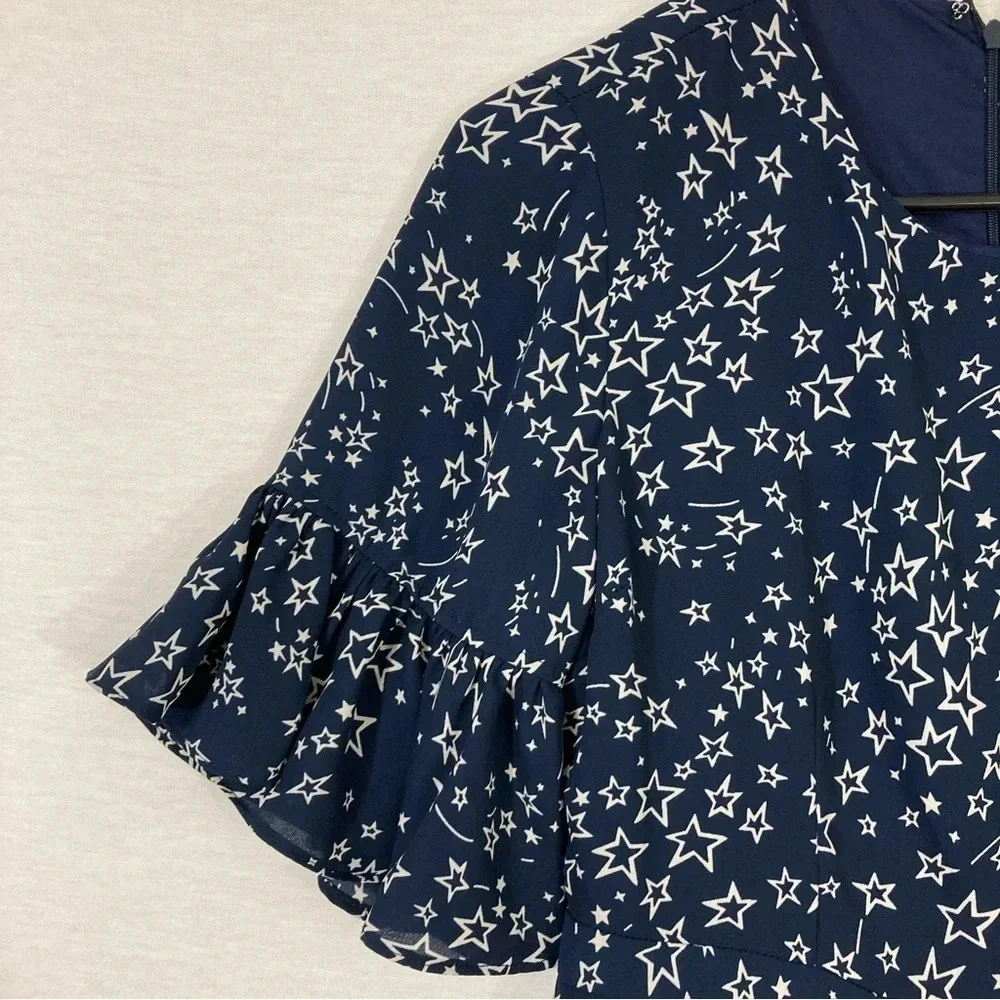 Likely size 2 Navy White Delilah Star Print Wrap Rompers‎ Feminine Romantic